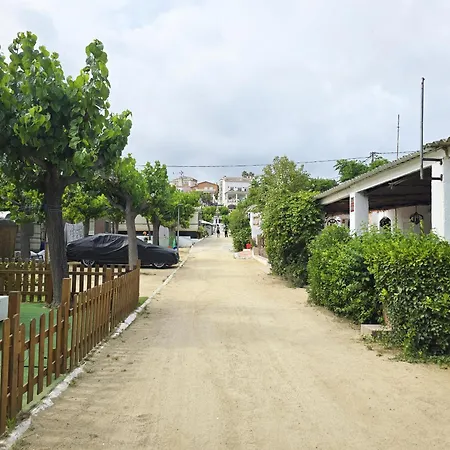 Costa Dorada Tienda Lua * カネット・デ・マール